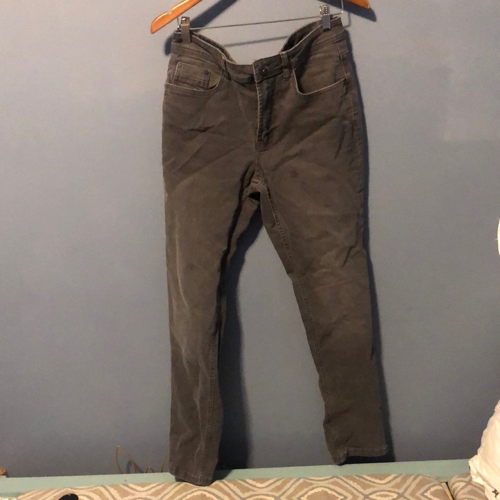 Straight pants